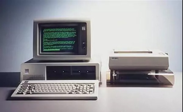తొలి పర్సనల్ కంప్యూటర్! తొలి పర్సనల్ కంప్యూటర్!