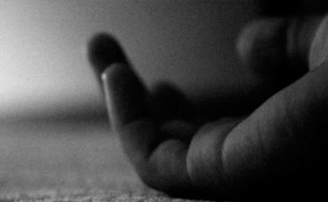 నకిరేకల్ లో దారుణం.. బాలుడిని హత్య చేసి..