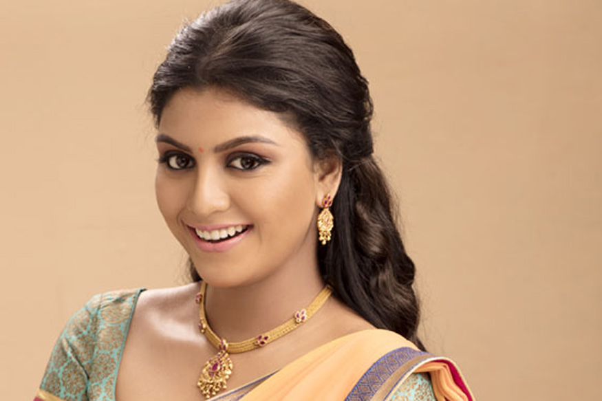 ఆమె అంజ‌లి చెల్లెలు కాదంట‌