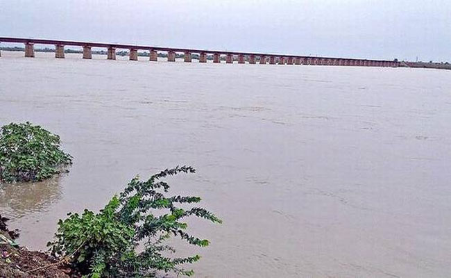 నిండు కుండలా సాగర్ జలాశయం