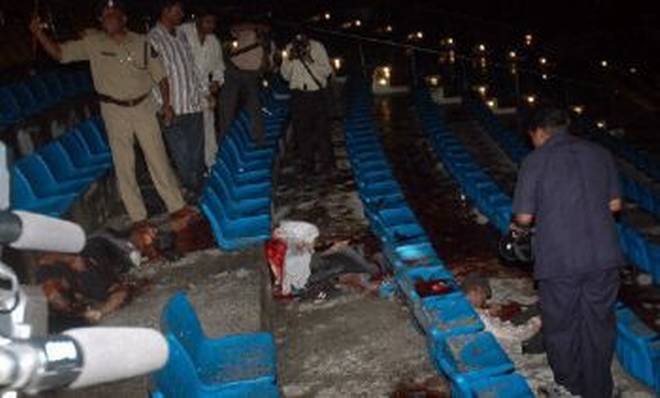 హైదరాబాద్: జంట పేలుళ్ల కేసులో తీర్పు వెల్లడి