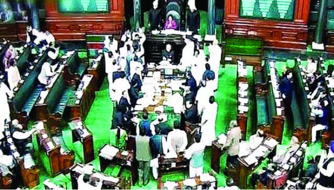 లోక్‌సభలో 4 పార్టీల అవిశ్వాసం తీర్మానం..స్పీకర్‌ నిర్ణయంపై సర్వత్రా ఉత్కంఠ