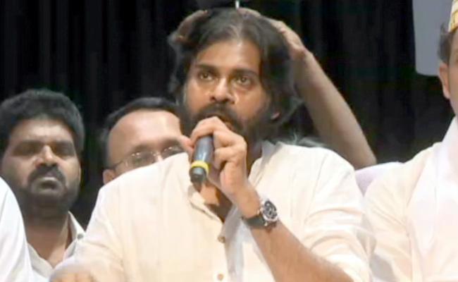 చంద్రబాబుపై పవన్‌ కళ్యాణ్ సంచలన వ్యాఖ్యలు‌...రాజ్యసభ సీటు ఇస్తానని...