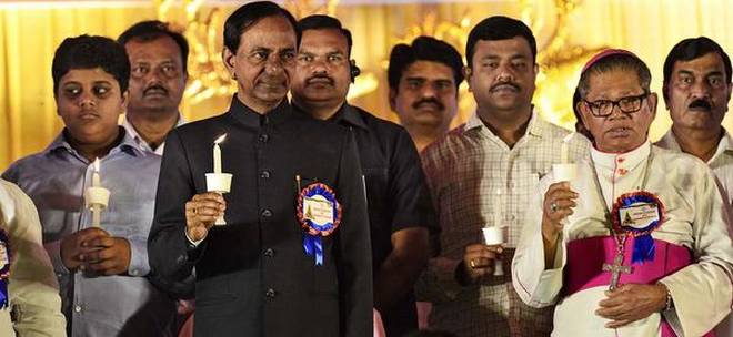 కేసీఆర్‌..క్రైస్త‌వుల‌కు కొత్త వ‌రం