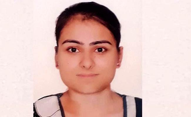 వివాహ వేడుకల్లో కాల్పులు...వధువు మృతి