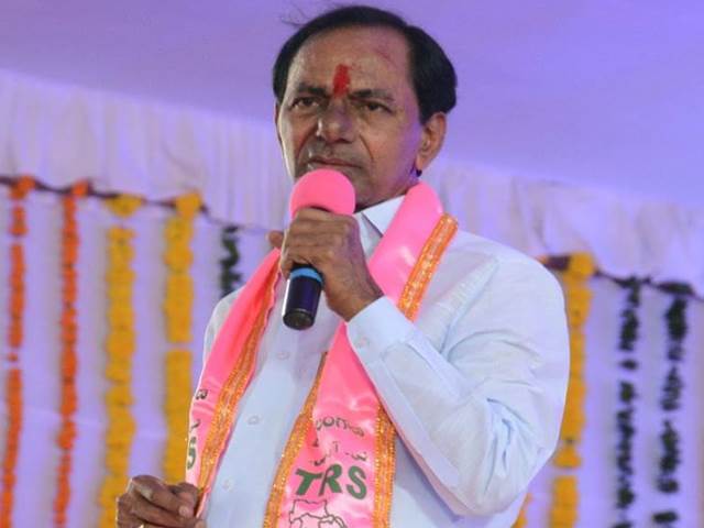 కేసీఆర్ ఇక్కడ...ఎవరక్కడ....!! కూటమిని గట్టెక్కించే సేనాని ఎవరు? కేసీఆర్ ఇక్కడ...ఎవరక్కడ....!! కూటమిని గట్టెక్కించే సేనాని ఎవరు?