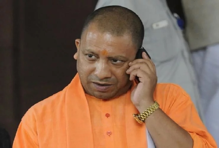 యోగిని సీఎం పీఠం నుంచి తప్పిస్తారా? యోగిని సీఎం పీఠం నుంచి తప్పిస్తారా?