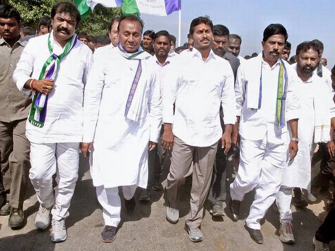 యాత్ర ఆలస్యం కావడంతో అనేక కొత్త సమస్యలు