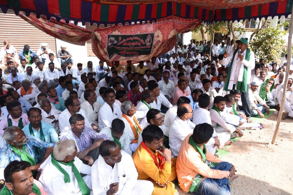 మా ప్రాంతంలో మాదే రాజ్యం... గోండుల గోడిదే!!