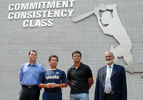 రాహుల్ ద్రావిడ్కి ఓక"వాల్" అంకితం