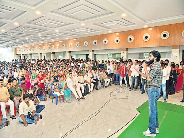 దమ్ముంటే ప్రత్యక్ష ఎన్నికల్లో గెలువు : పవన్ కళ్యాణ్