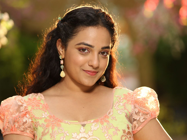 లెస్బీయ‌న్ గా నిత్యామీన‌న్