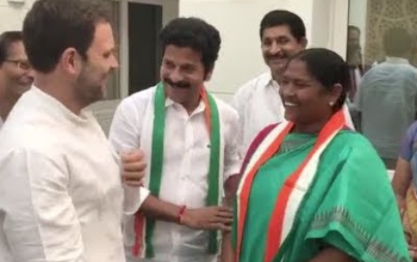 ములుగు నుంచి భద్రాద్రి వరకు... సీతక్క దారెటు!! ములుగు నుంచి భద్రాద్రి వరకు... సీతక్క దారెటు!!