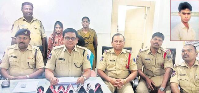 వదినతో వివాహేతర సంబంధం.. విమానంలో వచ్చి మరీ...