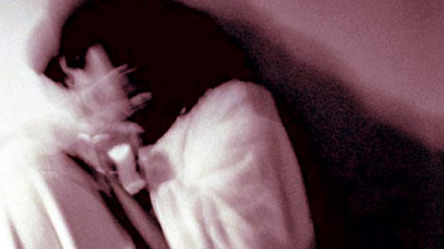 యువతిపై బీఎస్‌ఎఫ్‌ జవాన్‌ అత్యాచారం