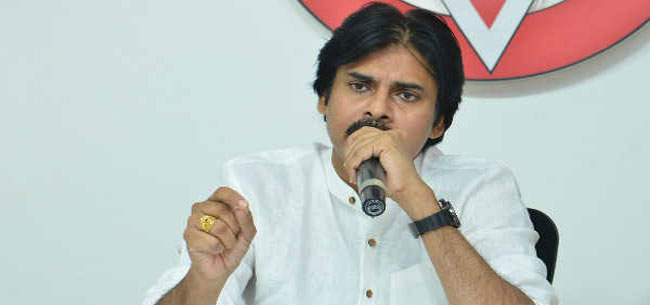 పవన్ సంచలన కామెంట్స్ : నాపై ఐటీ దాడులు జరుగుతున్నాయి