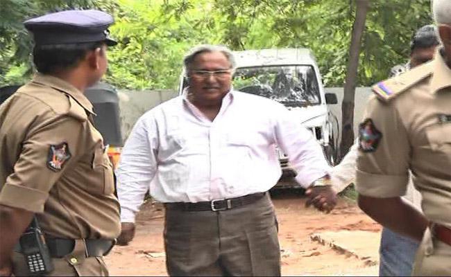 పిల్లలపై లైంగిక వేధింపులకు పాల్పడుతున్న పాస్టర్‌