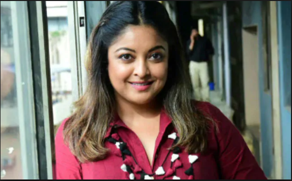 ఆ అగ్రనటుడిపై పోలీసులకు ఫిర్యాదు చేసిన హీరోయిన్ తనుశ్రీ దత్తా