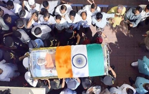 ముగిసిన అనంత్‌కుమార్‌‌‌ అంత్యక్రియలు