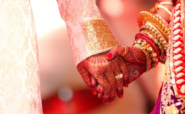 పెళ్లి చేసుకోవటానికి ఇంటర్నెట్ స్పీడ్ పెళ్లి చేసుకోవటానికి ఇంటర్నెట్ స్పీడ్