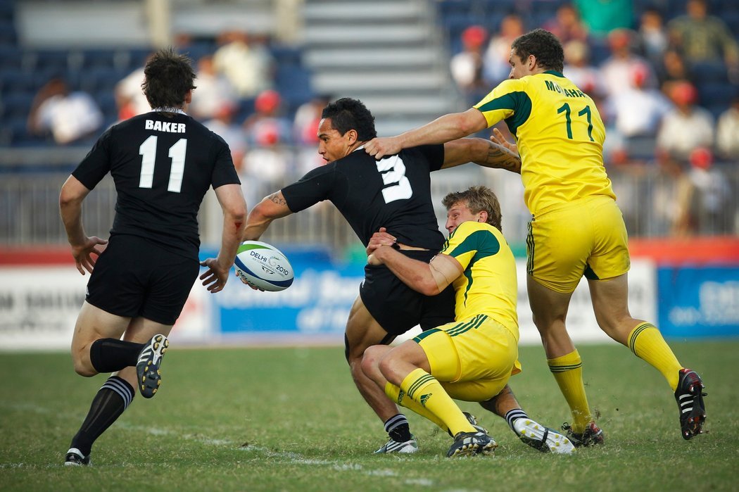 ఒక్కో ఆటగాడికి రోజుకు 34 కండోమ్స్ పంపిణీ ఒక్కో ఆటగాడికి రోజుకు 34 కండోమ్స్ పంపిణీ