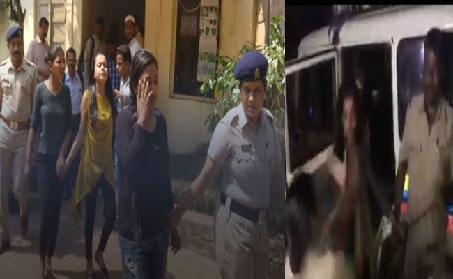 తప్పతాగి చిందులేసిన యువతులు.. పోలీసులు వచ్చి..