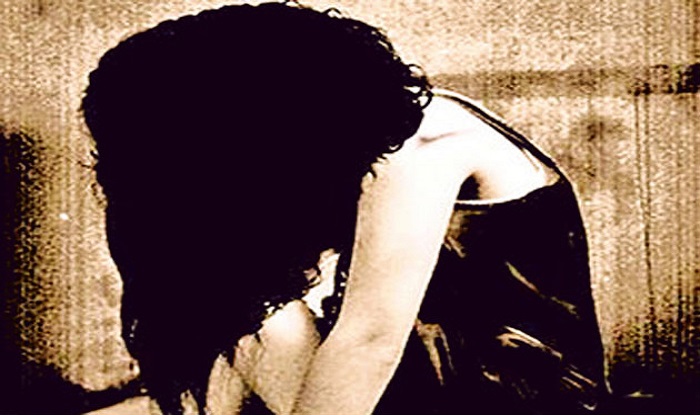 వర్ధమాన నటిపై గ్యాంగ్‌ రేప్‌