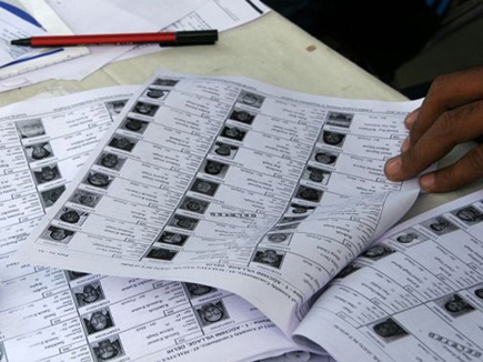 నేటి నుంచి ఓటర్ల నమోదు.. ఓటు ఉందొ లేదో చూసుకోండిలా..