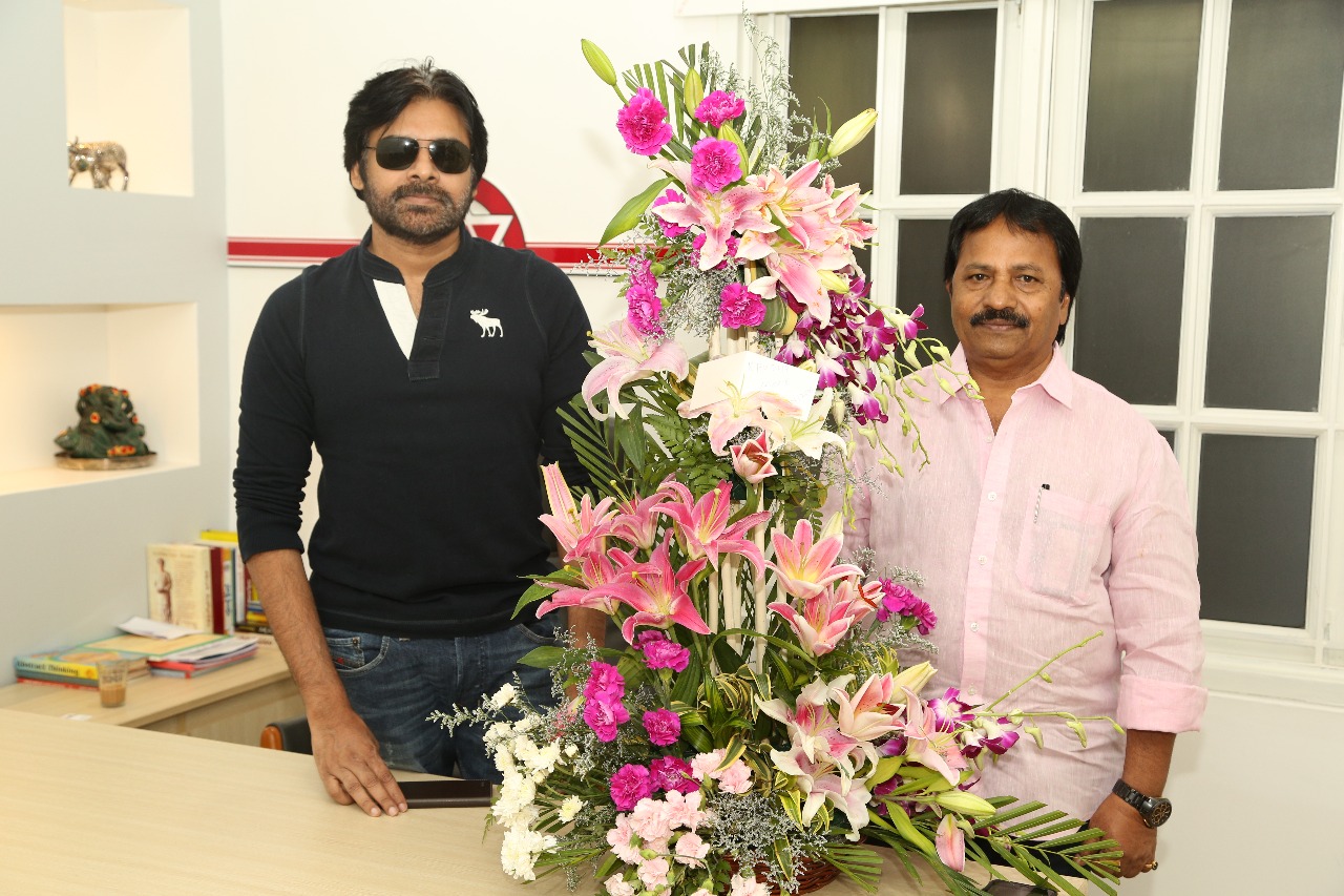 పదిహేడేళ్ల ఖుషి పదిహేడేళ్ల ఖుషి