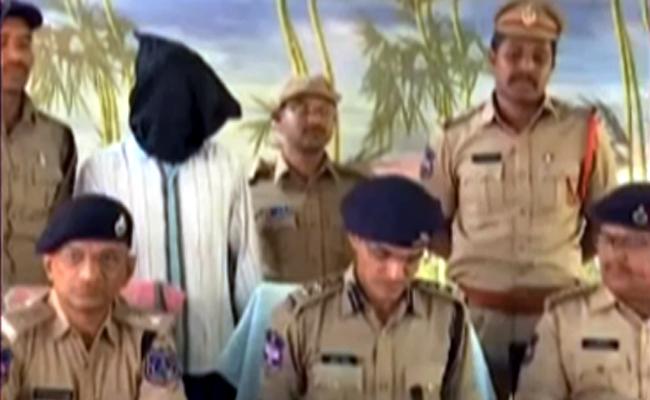 ప్రయాణికుల‌పై హ‌త్యాచారానికి పాల్ప‌డుతున్న ఓలా క్యాబ్ డ్రైవ‌ర్