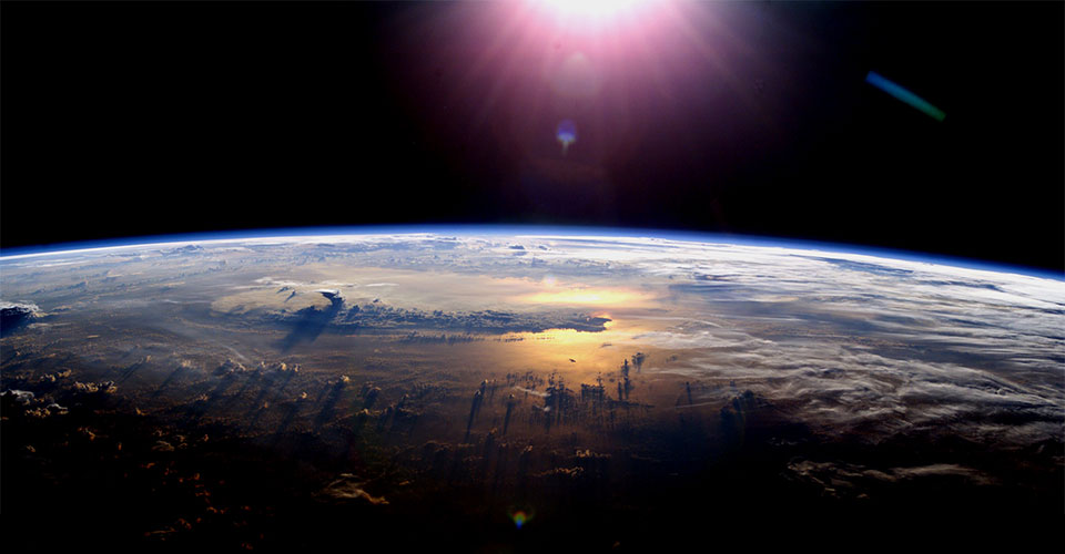 సౌరకుటుంబంలో సౌరకుటుంబంలో