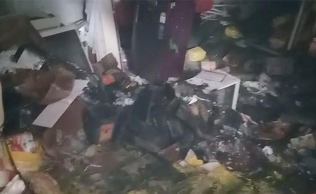 అబిడ్స్‌ హైస్కూల్‌లో అగ్ని ప్రమాదం