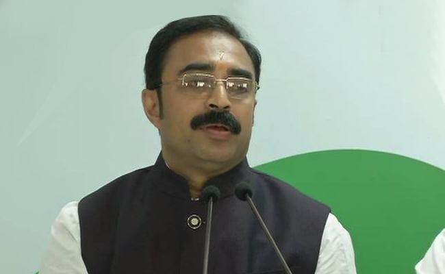 ఎన్నికల వేళా బీజేపీకి షాక్.. కాంగ్రెస్ లో చేరిన కీలక నేత