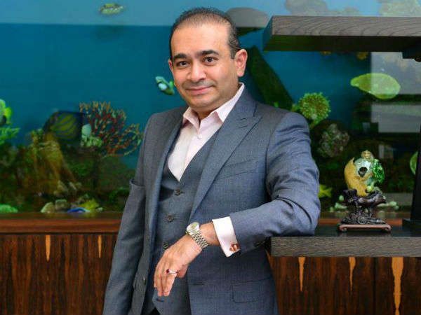 రింగ్ రూ.10 కోట్లు, వాచీ రూ.1.40 కోట్లు రింగ్ రూ.10 కోట్లు, వాచీ రూ.1.40 కోట్లు