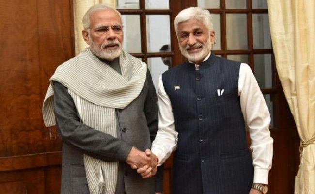 పీఎంవోలో కాపురాలు పెట్టుకోండి