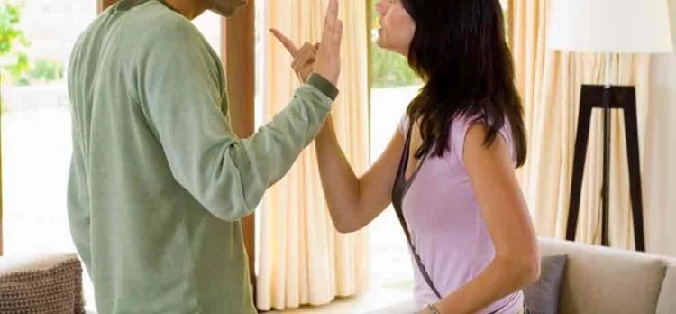 బార్య భర్త మద్యలో డబ్బు