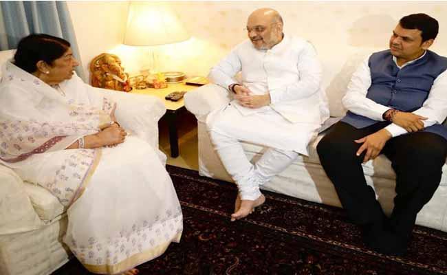 ప్రఖ్యాత గాయనితో భేటీ అయిన అమిత్ షా.. బీజేపీ తరుపున ప్రచారం..?