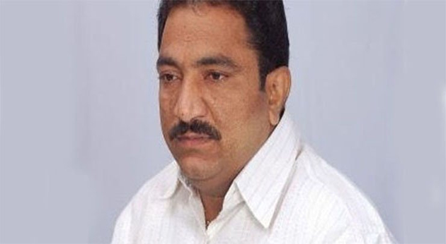 టీఆర్ఎస్లో చేరడంపై కార్యకర్తల వద్ద సండ్ర స్పందన టీఆర్ఎస్లో చేరడంపై కార్యకర్తల వద్ద సండ్ర స్పందన