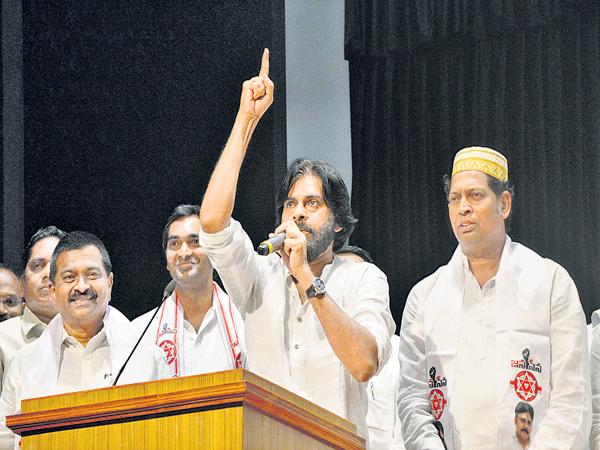 చంద్రబాబునాయుడు నాకు ఆ సీటు ఇస్తానన్నారు : పవన్ కళ్యాణ్