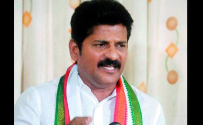 కాంగ్రెస్‌ వర్కింగ్‌ ప్రసిడెంట్‌ రేవంత్‌రెడ్డి అరెస్ట్